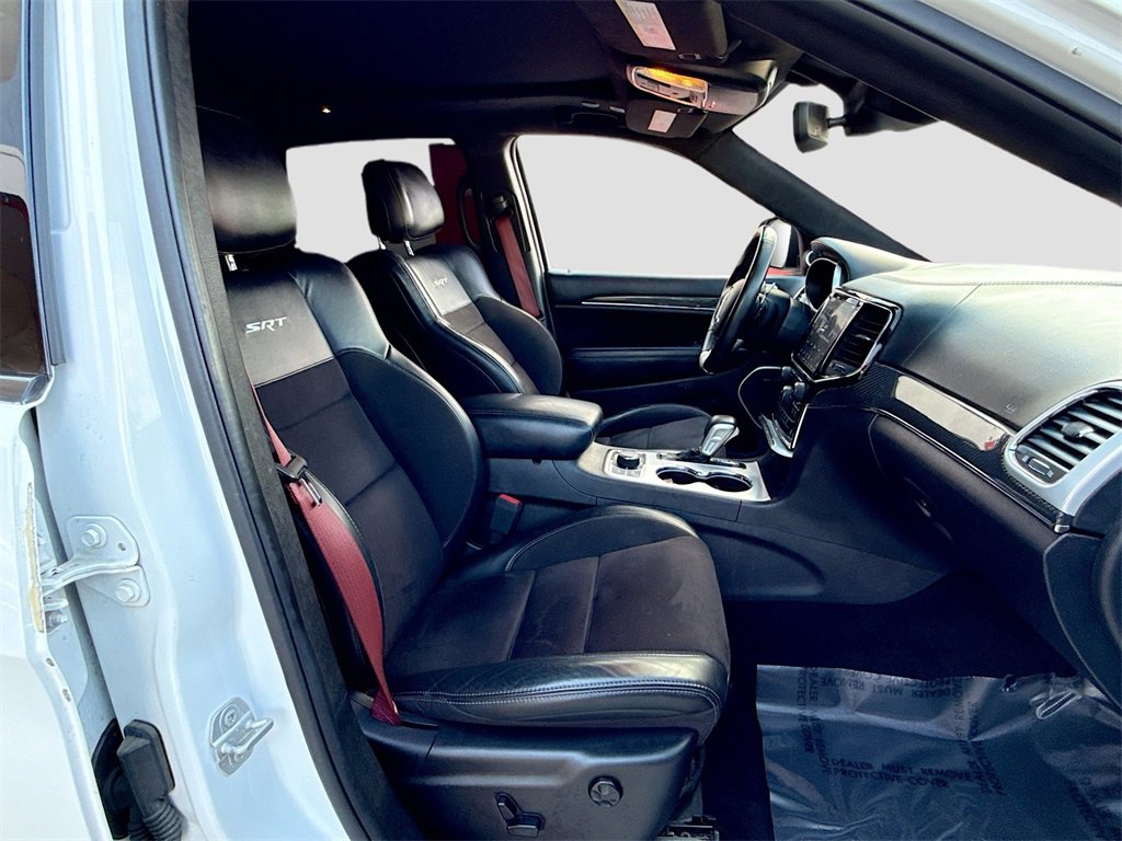 Used 2021 Jeep Grand Cherokee SRT w/ Trailer Tow Group IV image 30