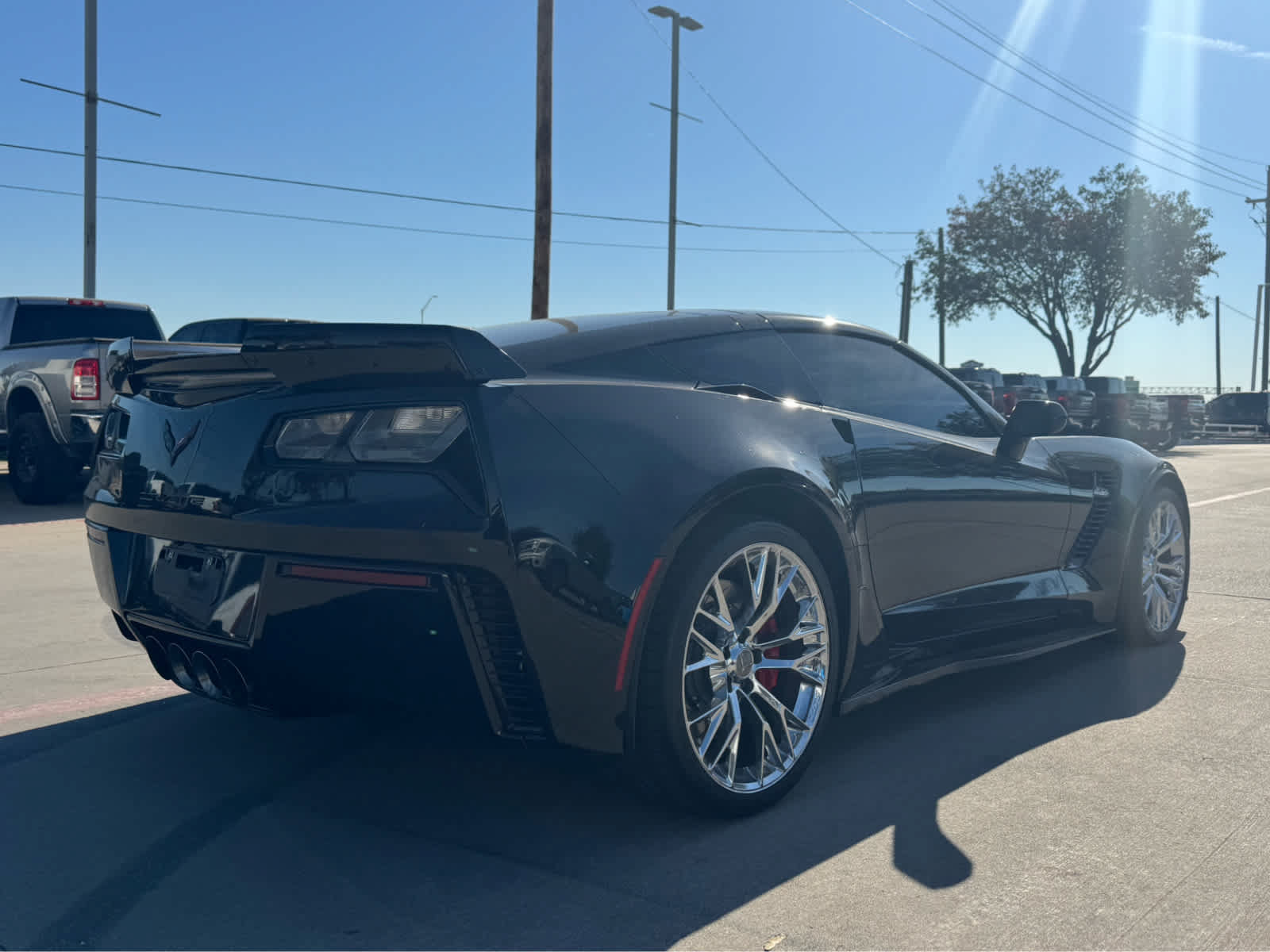 Used 2019 Chevrolet Corvette Z06 RWD image 3