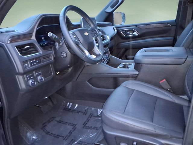 Used 2023 Chevrolet Tahoe LT w/ Luxury Package AWD/4WD image 11