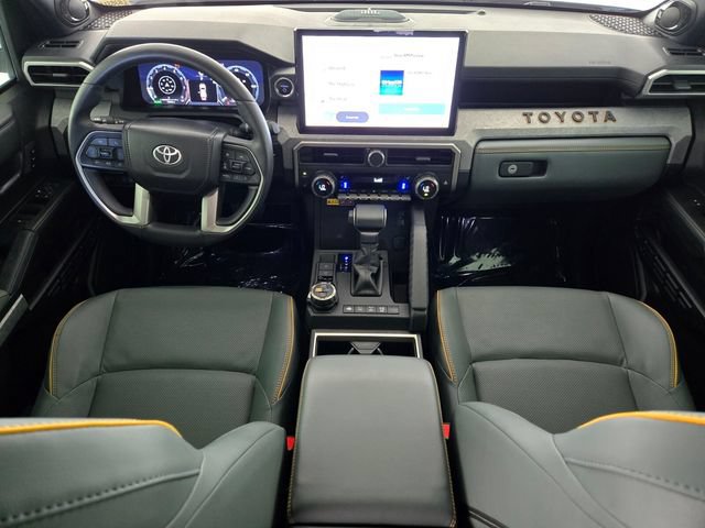 Used 2025 Toyota 4Runner Trailhunter AWD/4WD image 4