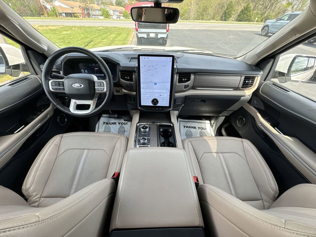 Used 2024 Ford Expedition Limited image 21
