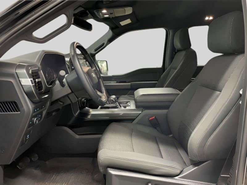 Used 2022 Ford F150 XLT w/ Equipment Group 302A High image 11