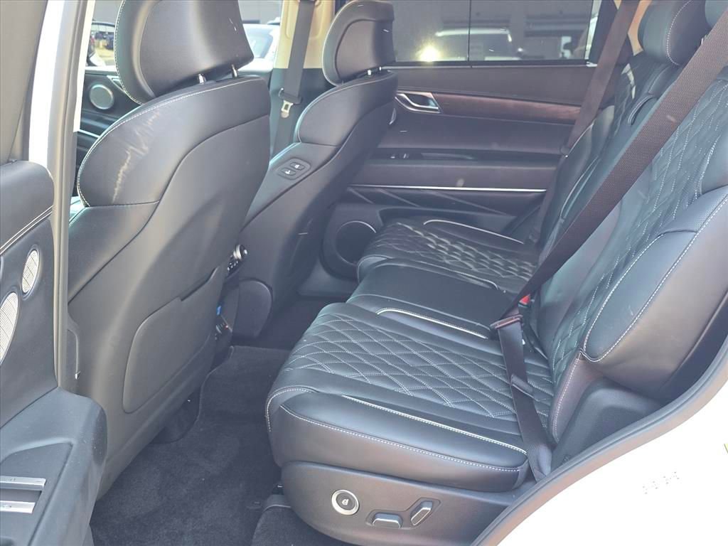 Used 2021 Genesis GV80 3.5T w/ Prestige Package 07 AWD/4WD image 6