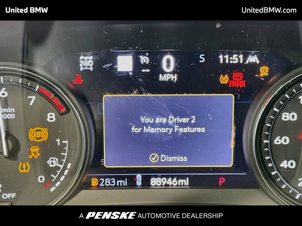 Used 2021 Cadillac XT6 Sport w/ LPO, ONYX Package AWD/4WD image 14