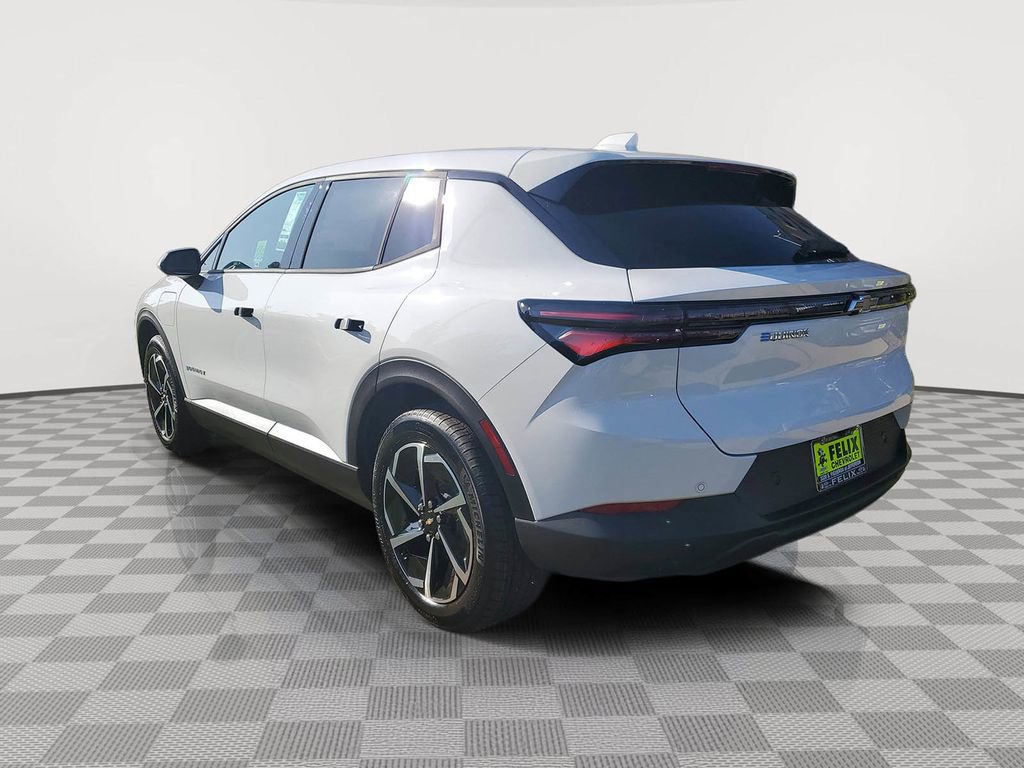 New 2026 Chevrolet Equinox EV LT image 4