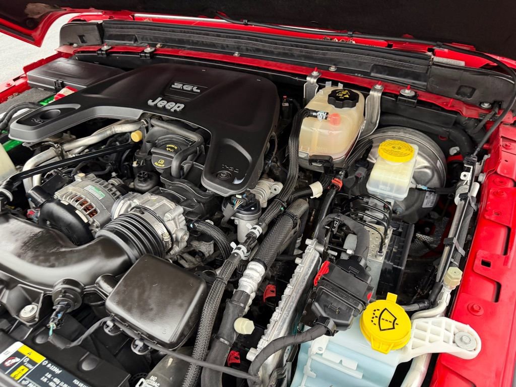 Used 2018 Jeep Wrangler Sport image 31