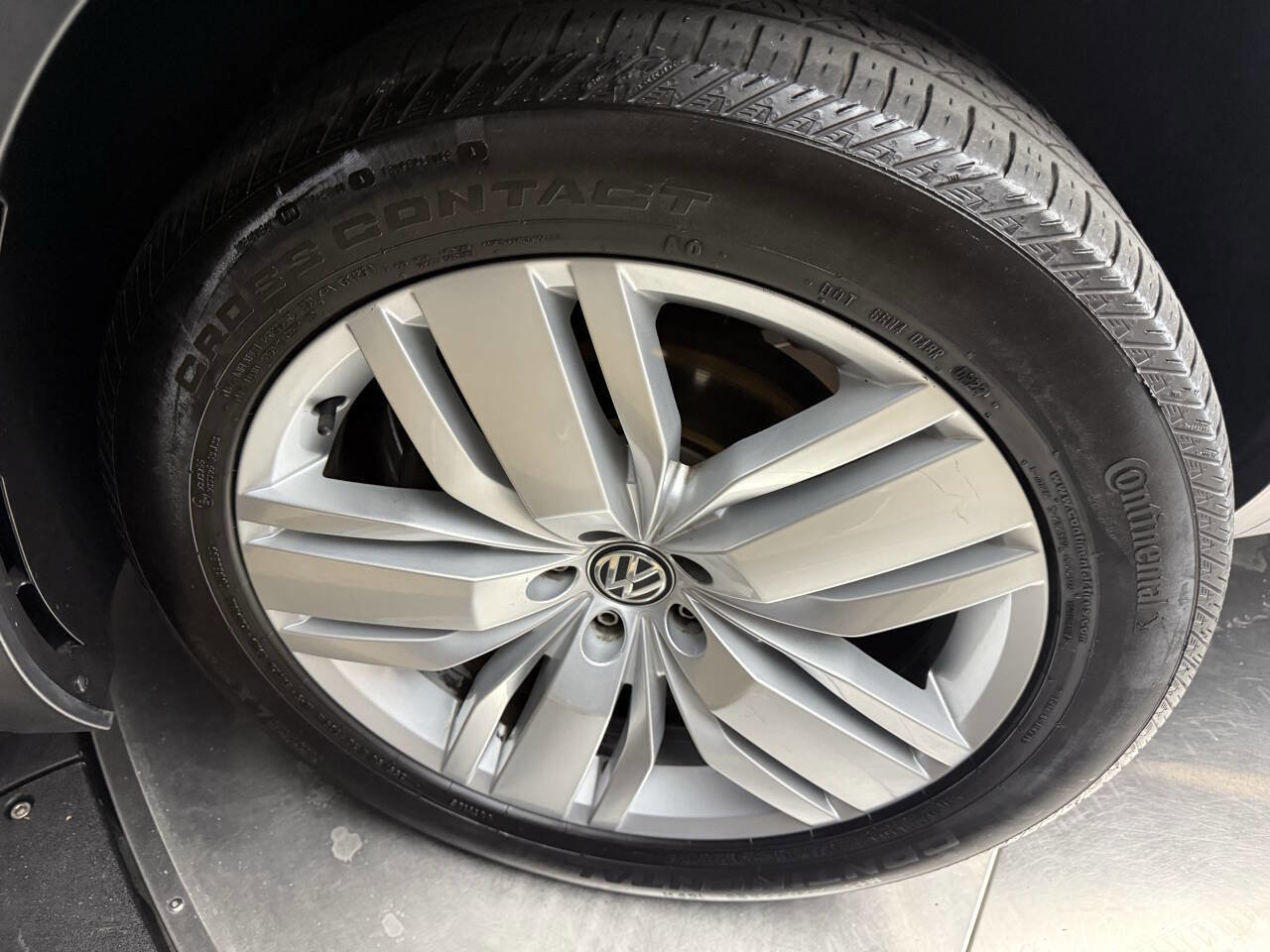 Used 2019 Volkswagen Atlas SE w/ Panoramic Sunroof Package image 27