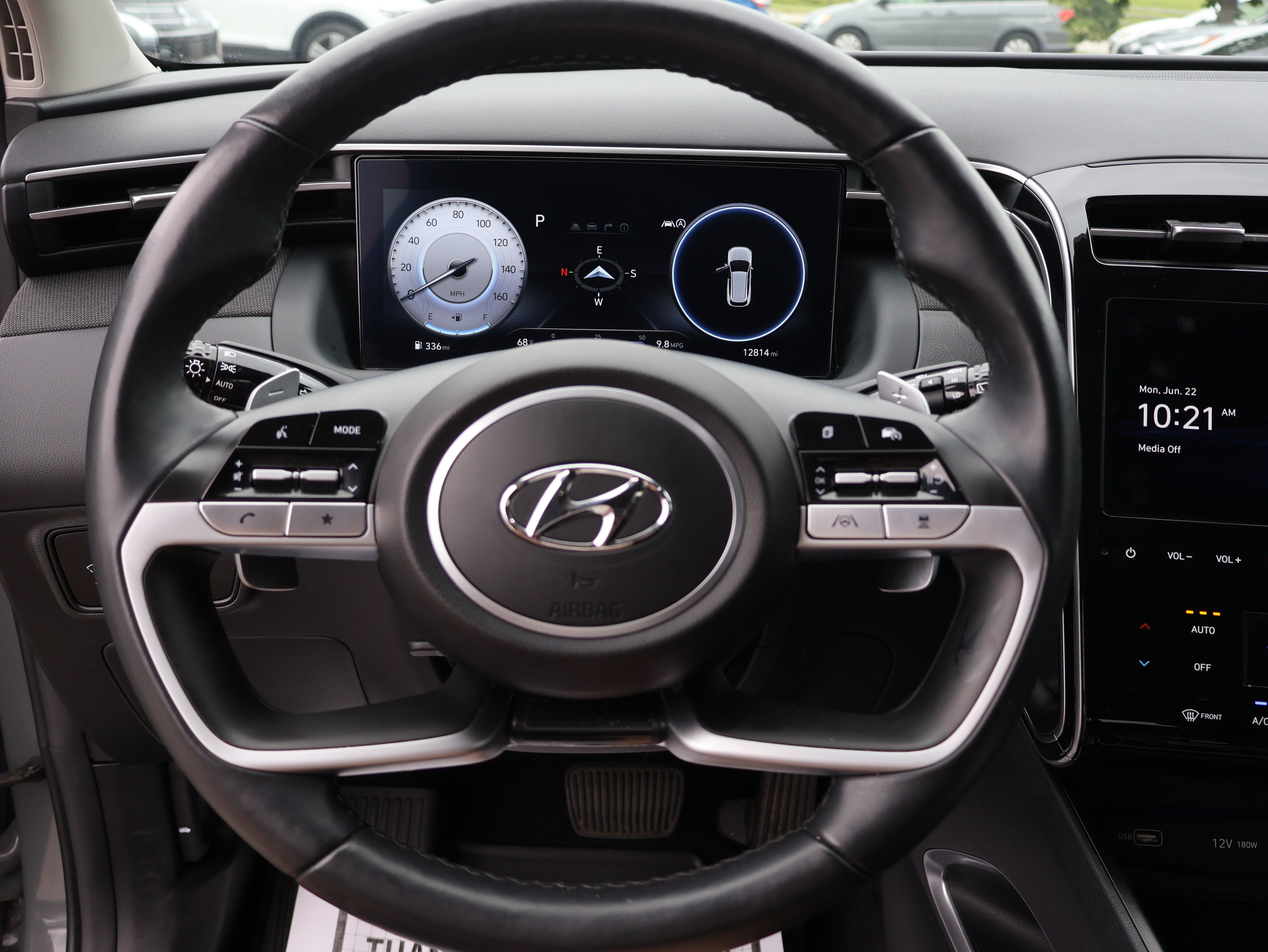 Used 2024 Hyundai Tucson Limited AWD/4WD image 34