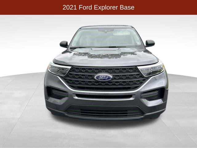 Used 2021 Ford Explorer 2WD image 2