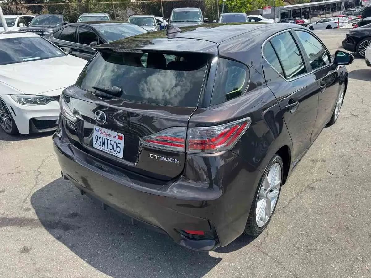 Used 2014 Lexus CT 200h FWD image 5