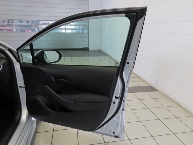 Used 2024 Toyota Corolla LE image 23