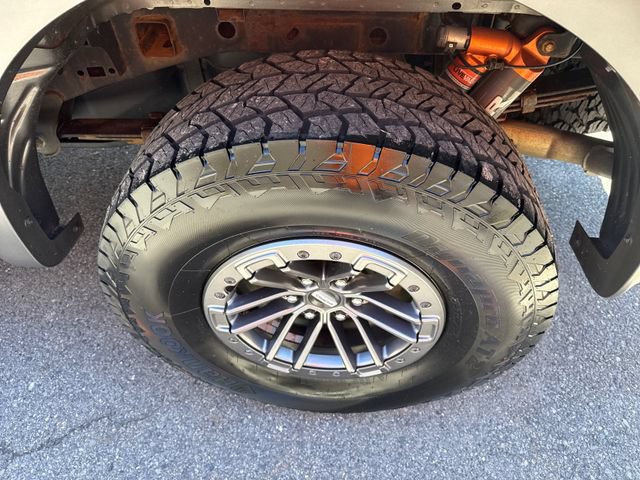 Certified 2020 Ford F150 Raptor w/ Equipment Group 802A Luxury AWD/4WD image 15