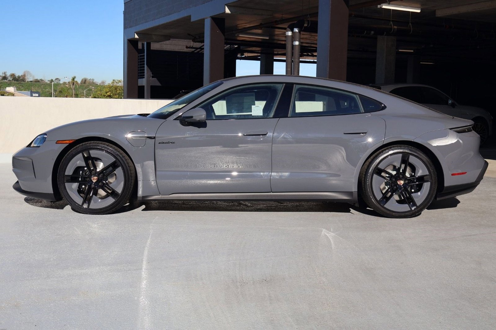 New 2026 Porsche Taycan video 2