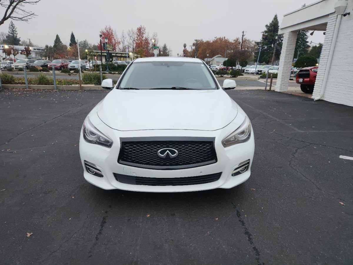Used 2017 INFINITI Q50 Premium w/ 2.0T Premium Plus Package RWD image 8