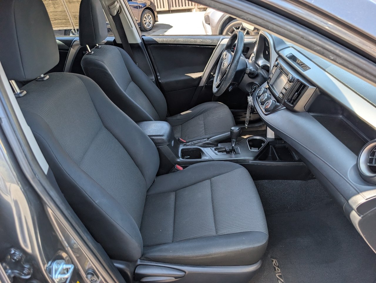 Used 2017 Toyota RAV4 LE w/ Carpet Mat Package FWD image 8