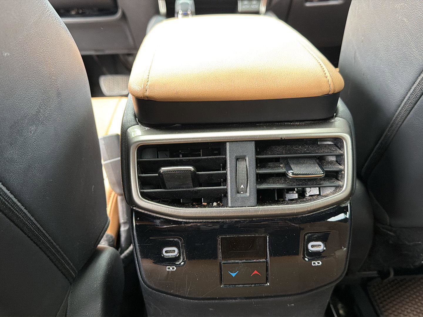 Used 2023 Lexus RX 350 Premium w/ Accessory Package AWD/4WD image 24