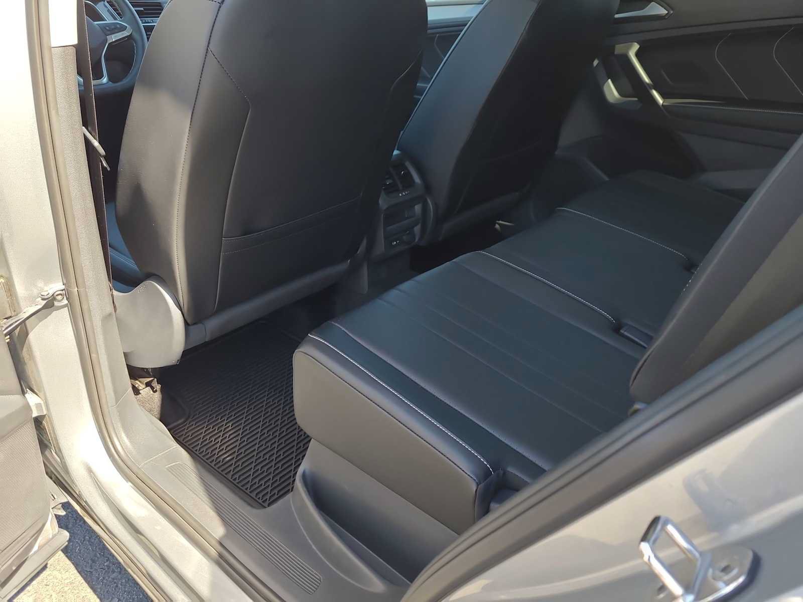 Used 2022 Volkswagen Tiguan SE AWD/4WD image 20