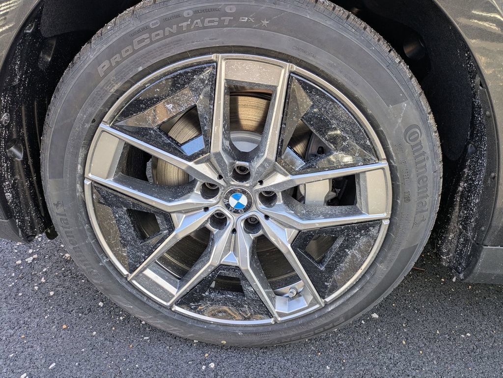New 2026 BMW 530i xDrive w/ Premium Package AWD/4WD image 10