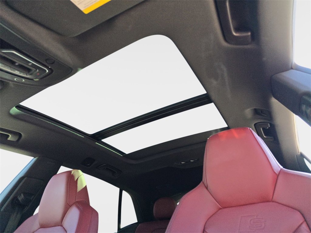 Certified 2025 Audi SQ8 Premium Plus image 30