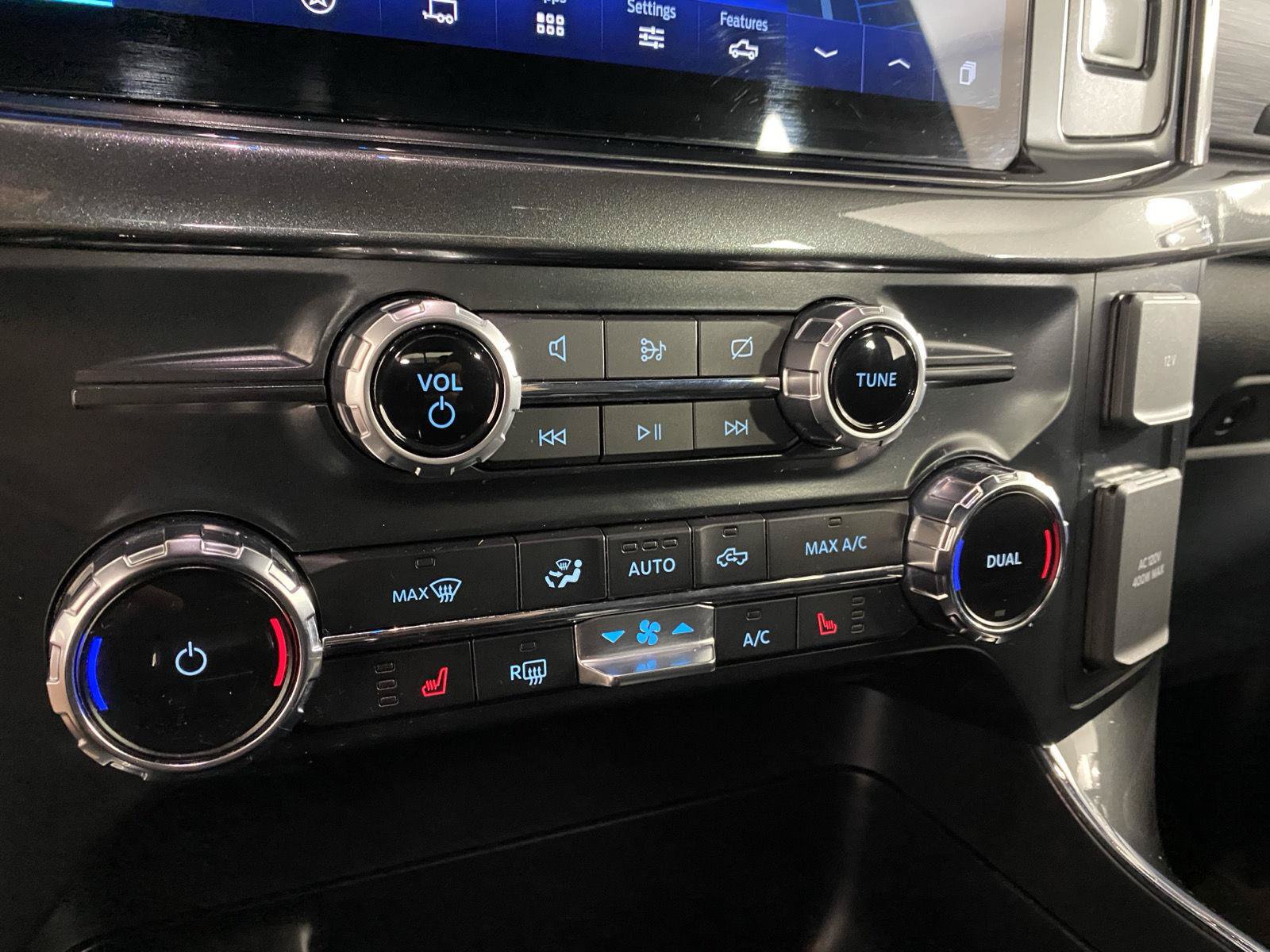 Used 2022 Ford F150 XLT w/ Equipment Group 302A High AWD/4WD image 11