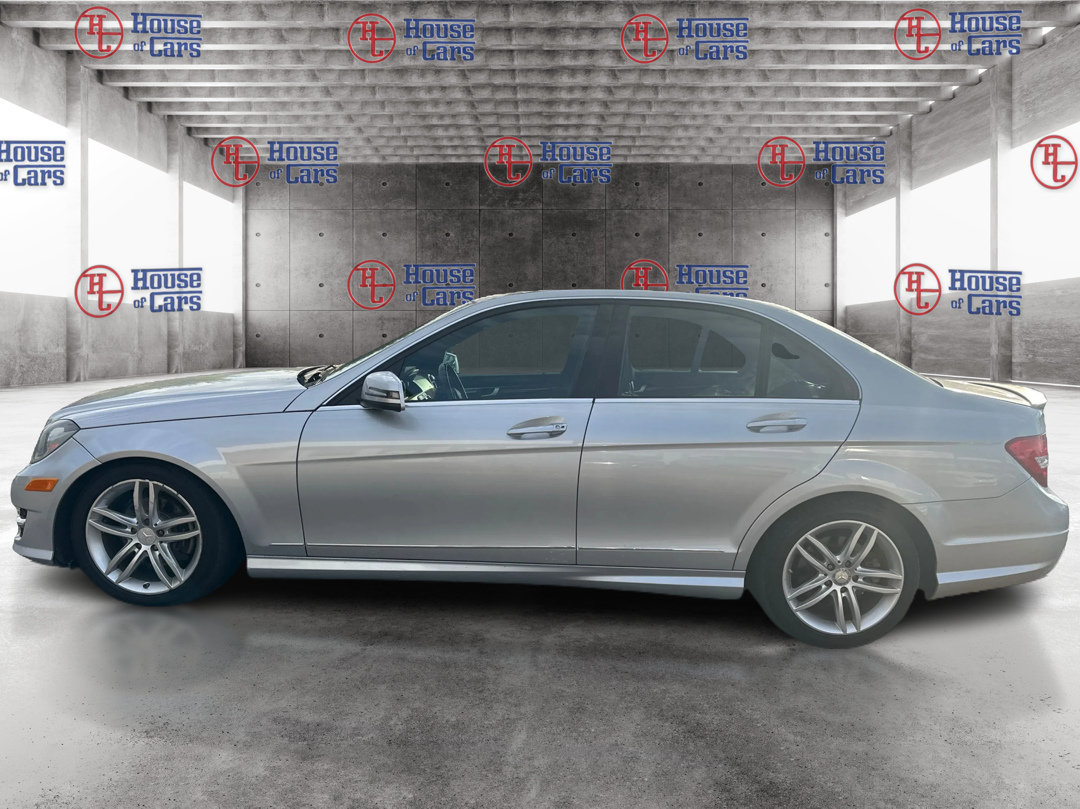 Used 2012 Mercedes-Benz C 300 4MATIC Sedan image 8