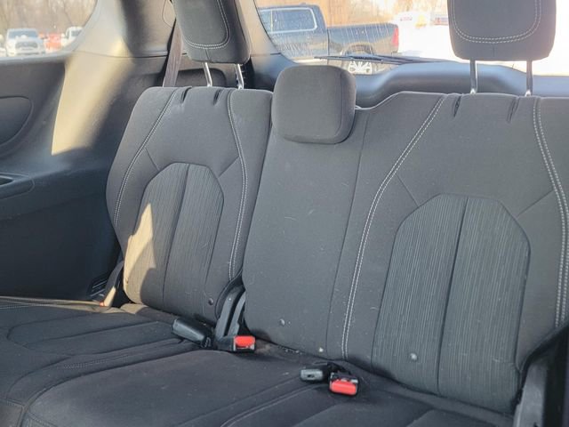 Used 2019 Chrysler Pacifica Touring Plus w/ S Appearance Package image 14