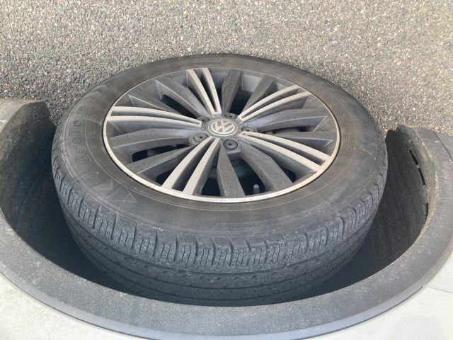 Used 2019 Volkswagen Tiguan SEL w/ 3rd Row Seat Package image 5