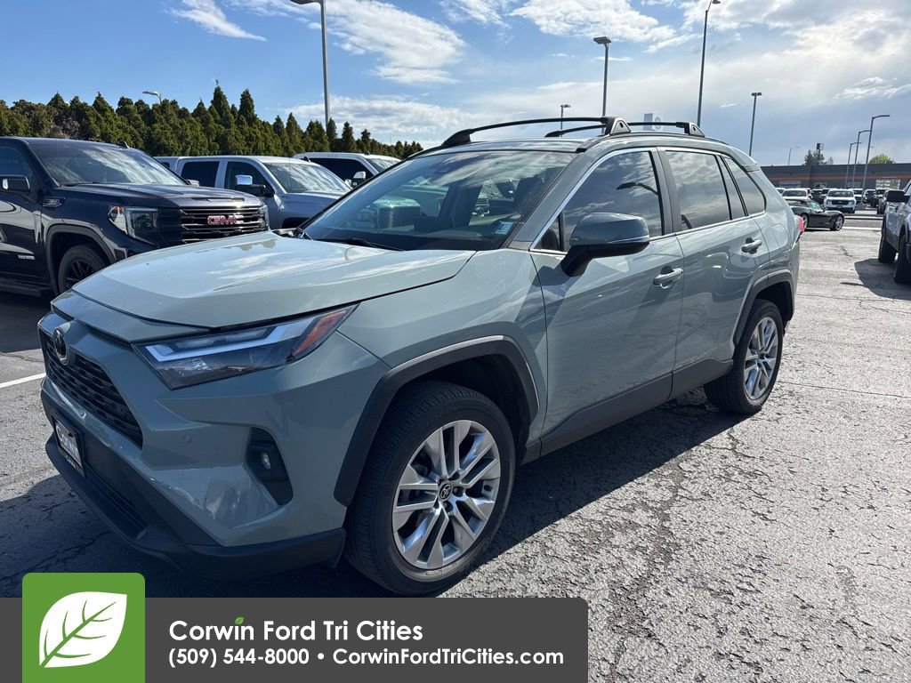 Used 2022 Toyota RAV4 XLE Premium AWD/4WD video 2