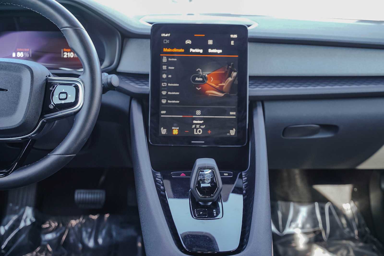 Used 2023 Polestar Polestar 2 image 12