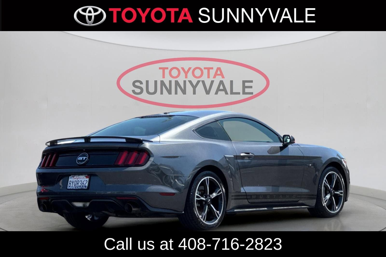 Used 2017 Ford Mustang GT Premium w/ Enhanced Security Package RWD image 3