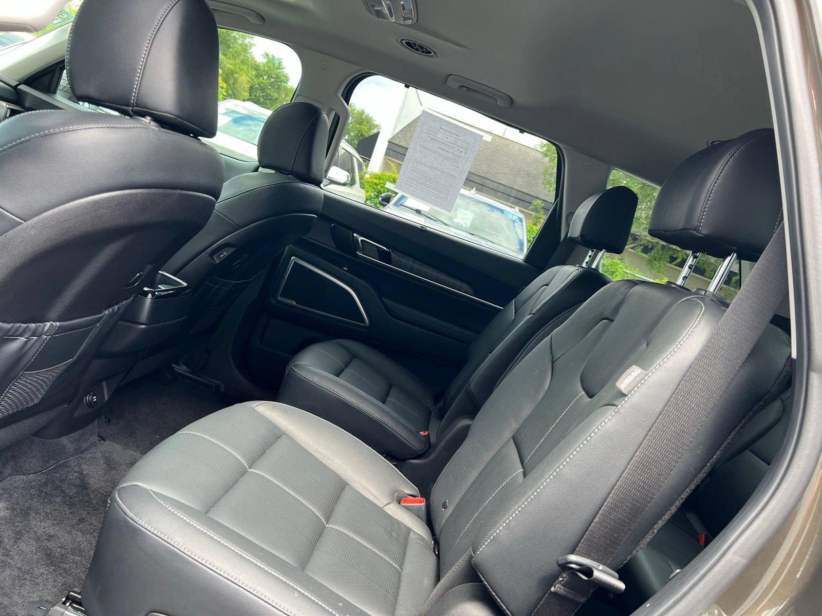 Used 2025 Kia Telluride EX w/ EX Captain's Chair Package FWD image 51