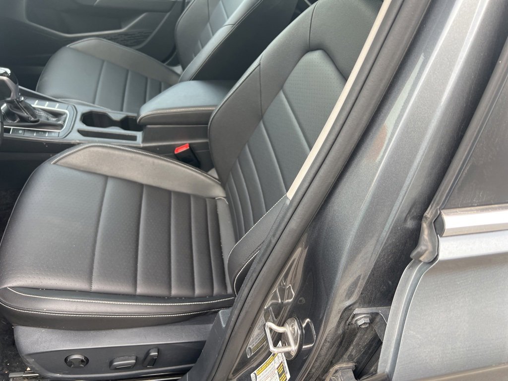 Used 2024 Volkswagen Jetta SE image 13