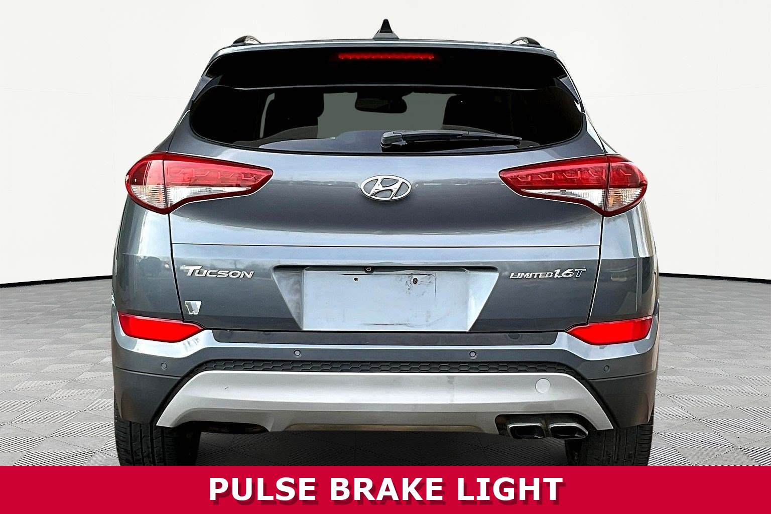 Used 2017 Hyundai Tucson Limited w/ Limited Ultimate Package 03 FWD image 5