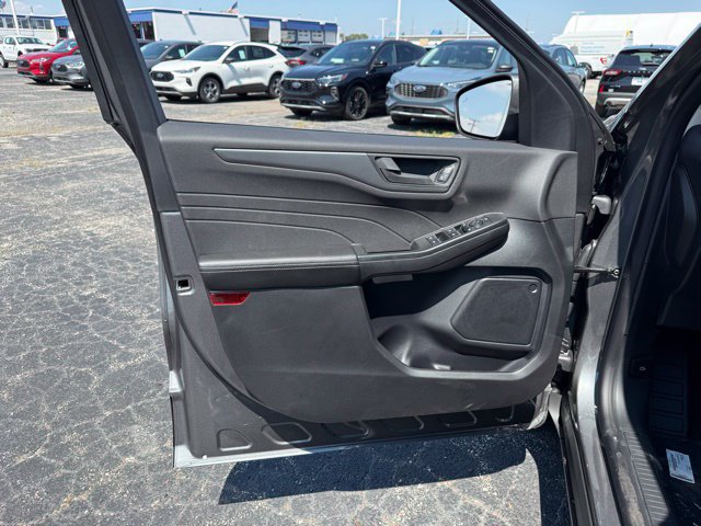 New 2025 Ford Escape Active w/ Cold Weather Package AWD/4WD image 19