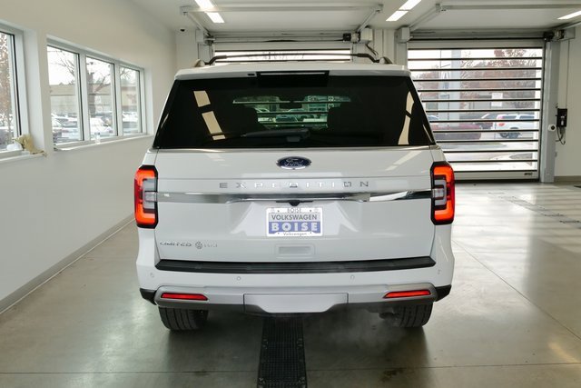 Used 2022 Ford Expedition Limited image 5