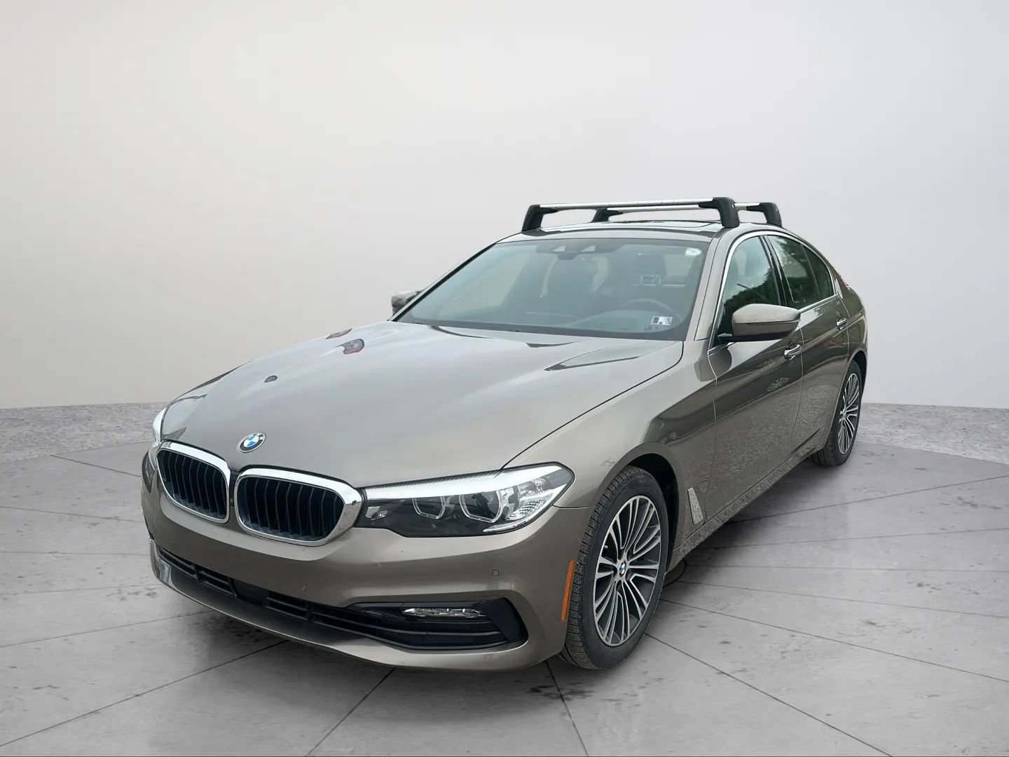 Used 2017 BMW 530i xDrive AWD/4WD image 16