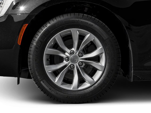 Certified 2016 Chrysler 300 Limited w/ Driver Convenience Group RWD image 12