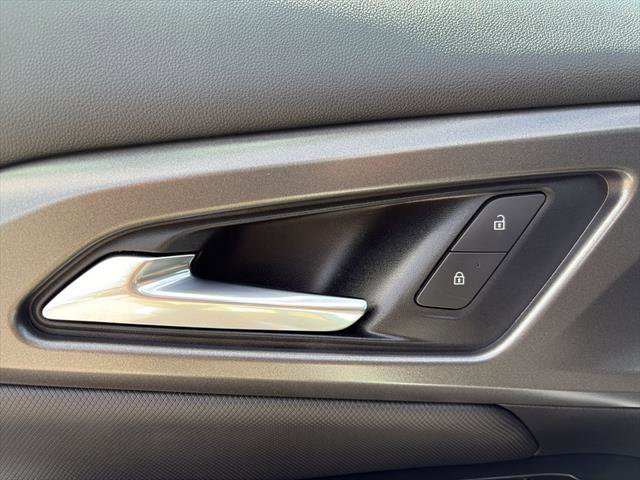 New 2026 Chevrolet Equinox EV LT w/ LPO, Blackout Package image 26