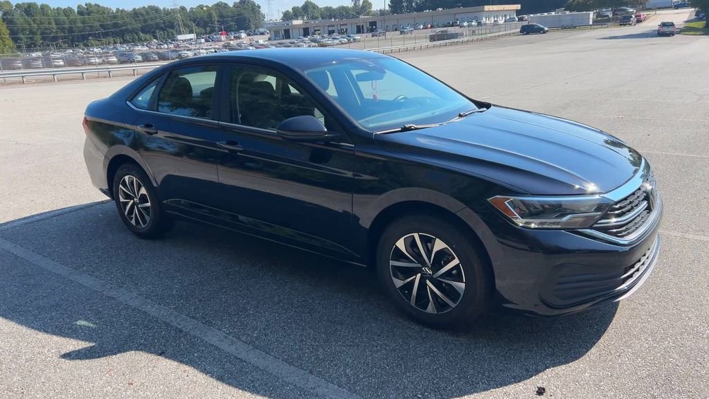 Used 2024 Volkswagen Jetta S image 13