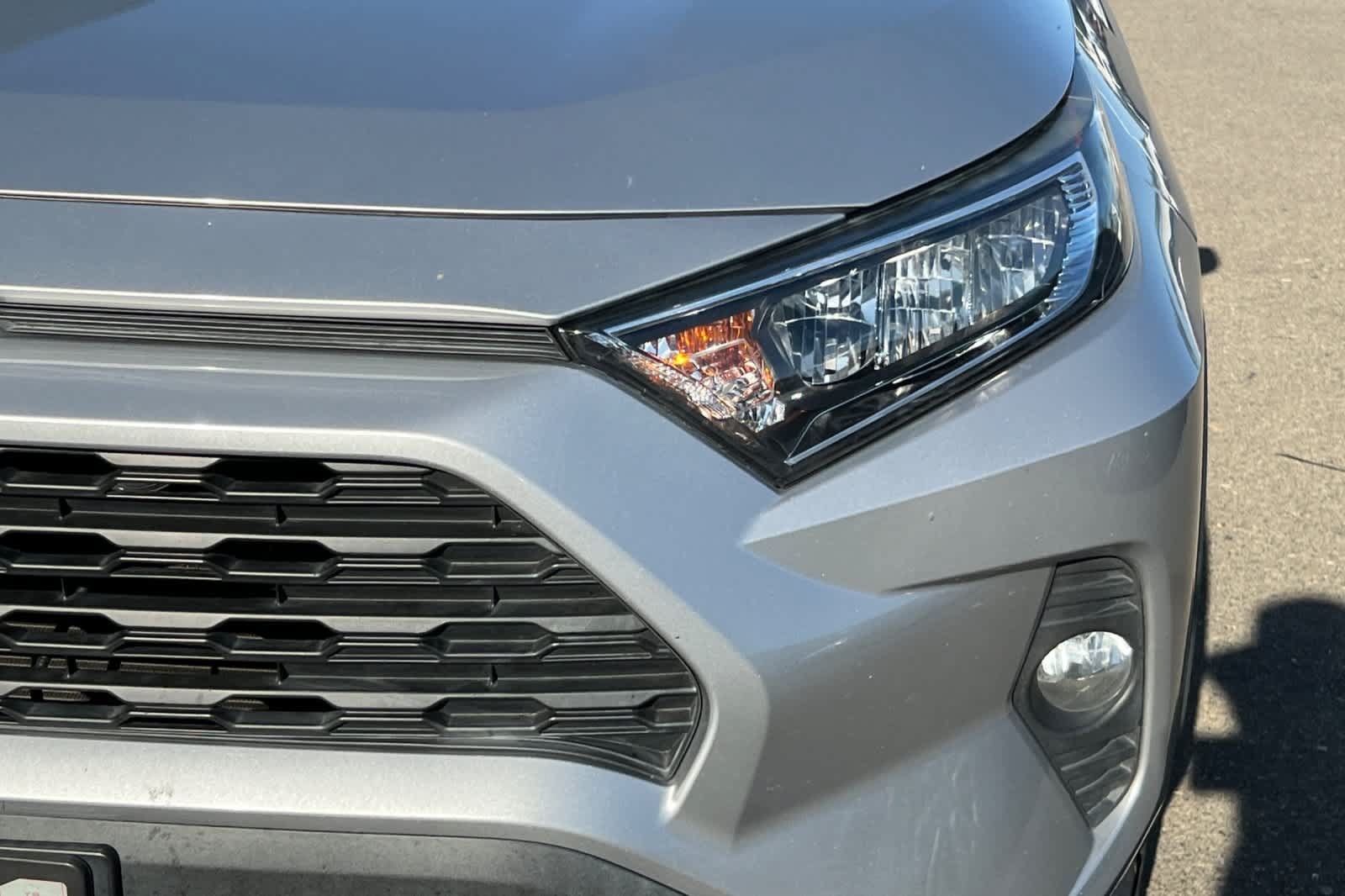 Used 2019 Toyota RAV4 XLE w/ Carpet Mat Package FWD image 11