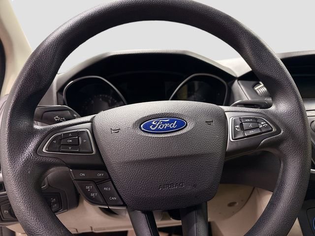 Used 2018 Ford Focus SE FWD image 13