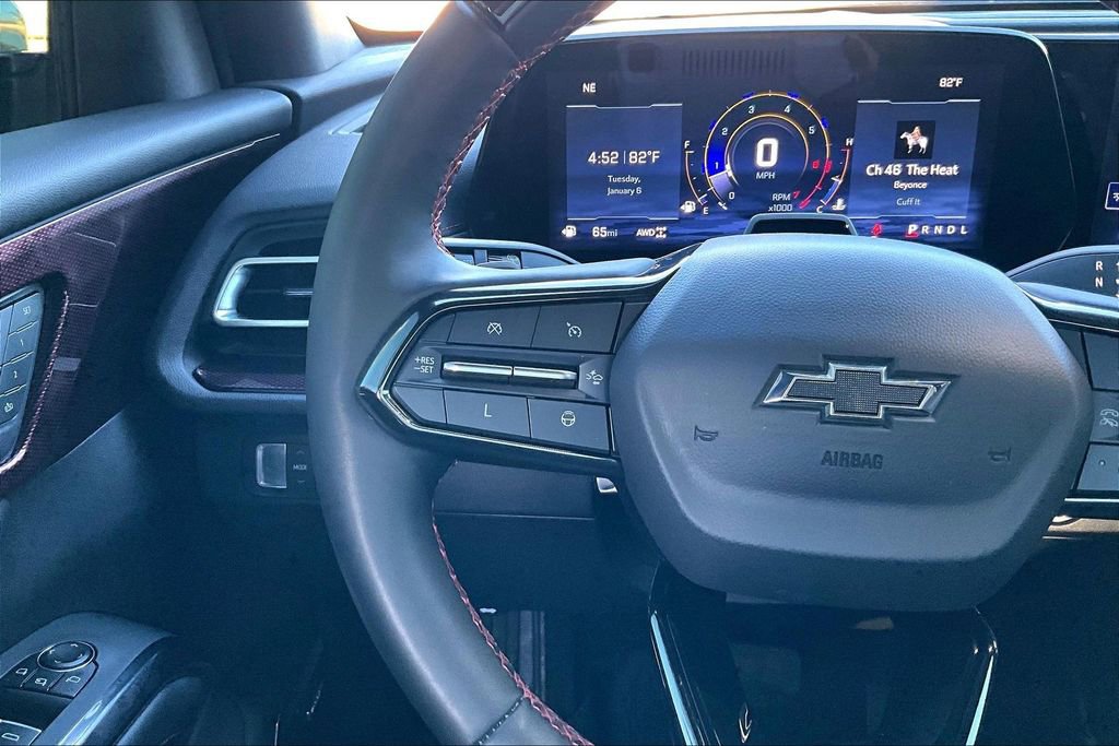 Used 2024 Chevrolet Traverse RS image 24