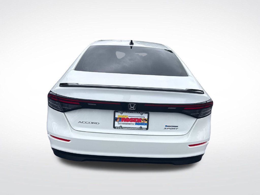 Used 2024 Honda Accord Sport image 4