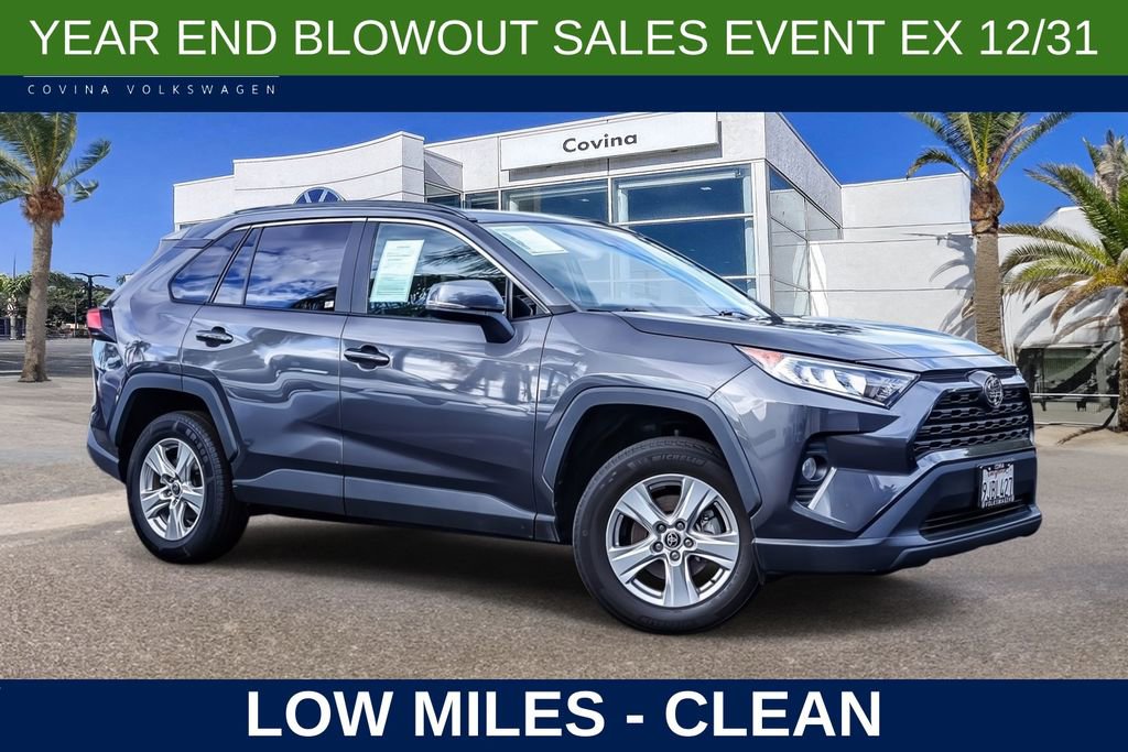 Used 2021 Toyota RAV4 XLE image 1