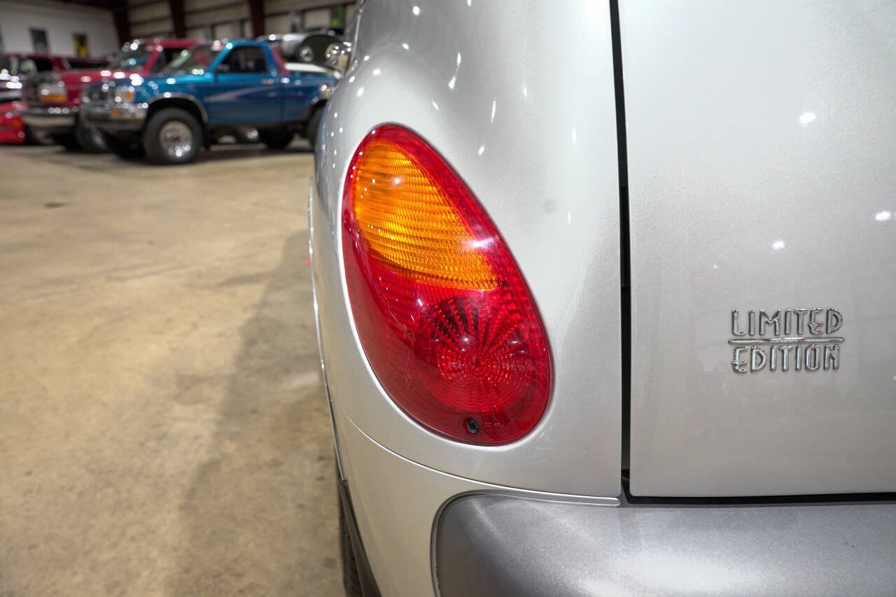 Used 2001 Chrysler PT Cruiser FWD image 32
