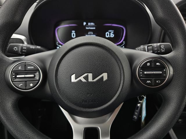 Used 2025 Kia Soul LX image 27