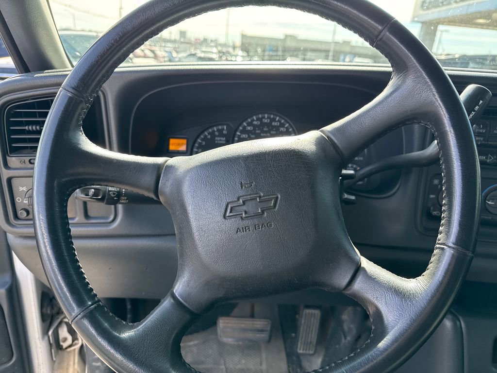 Used 2001 Chevrolet Silverado 2500 LS image 16