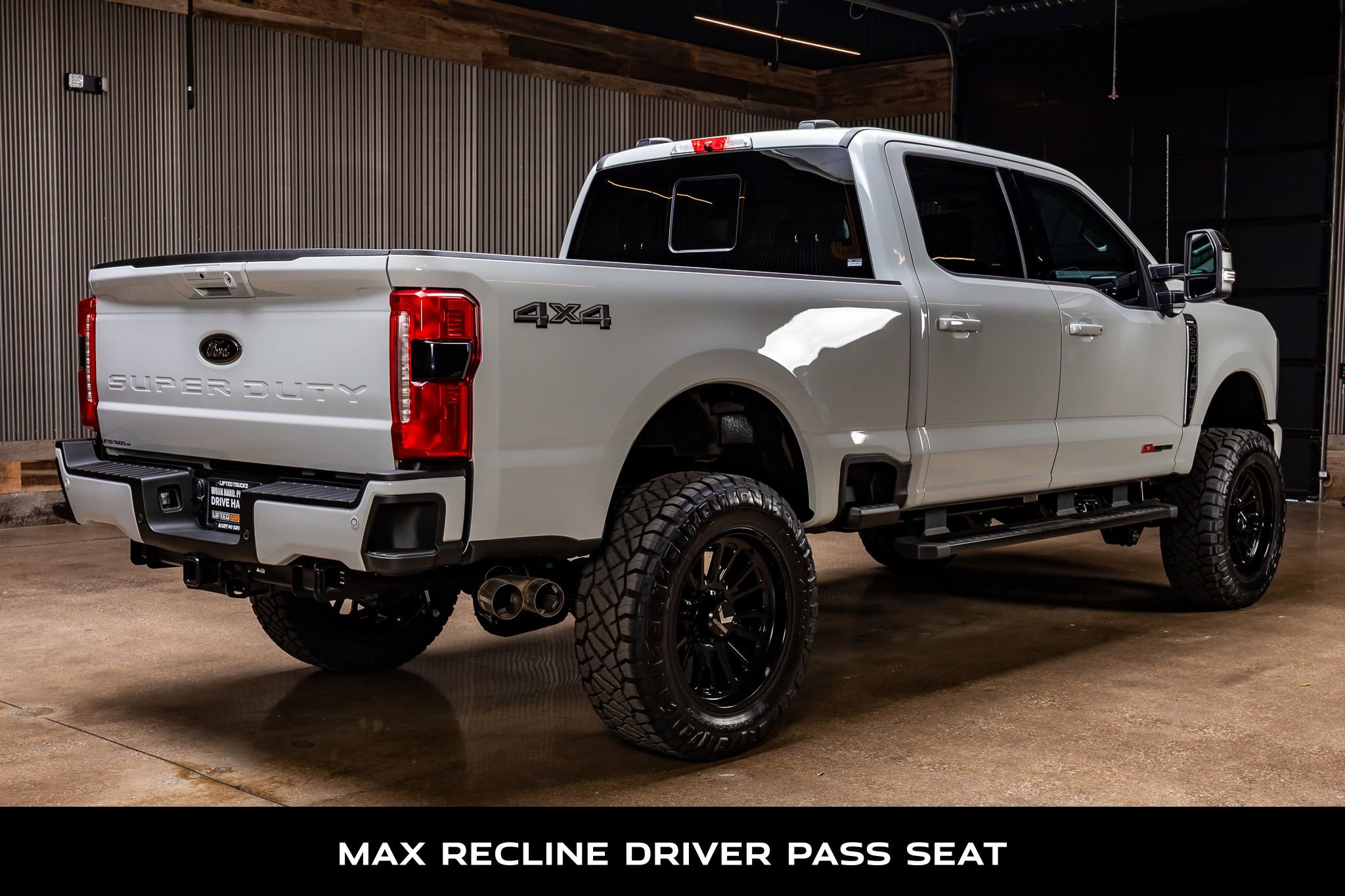 Used 2026 Ford F250 Lariat w/ Black Appearance Package image 10