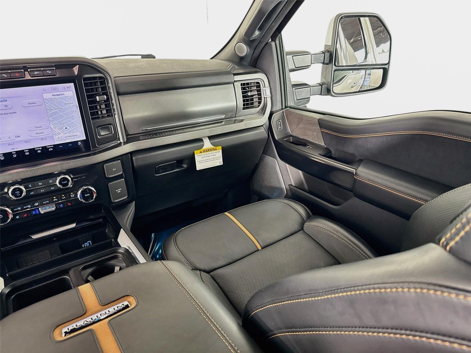 Used 2024 Ford F350 Platinum w/ FX4 Off-Road Package AWD/4WD image 27