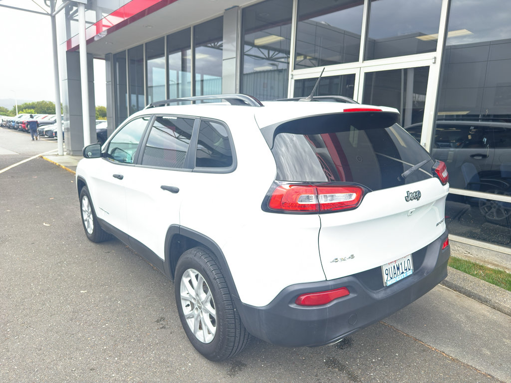 Used 2016 Jeep Cherokee Sport AWD/4WD image 11